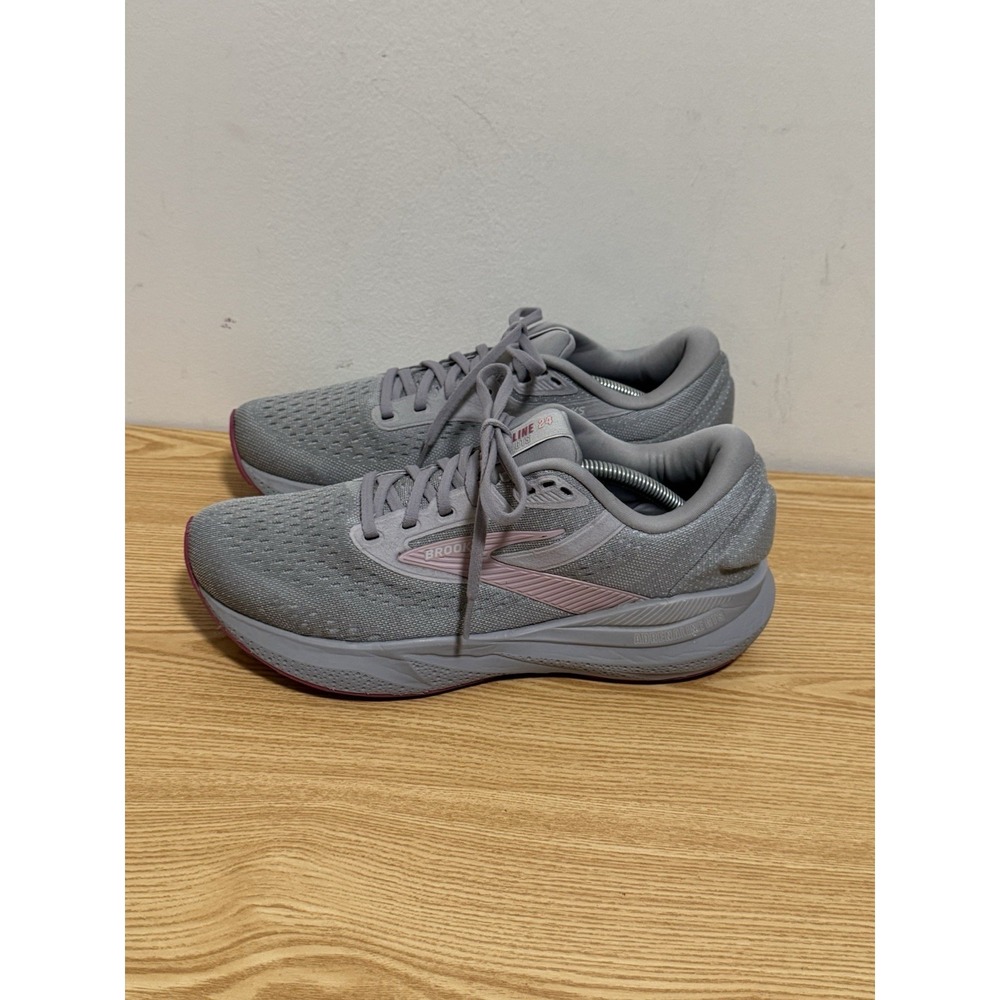 Brooks Adrenaline Gts 24 Size 9.5 B Women's Running Shoes Gray/Pink